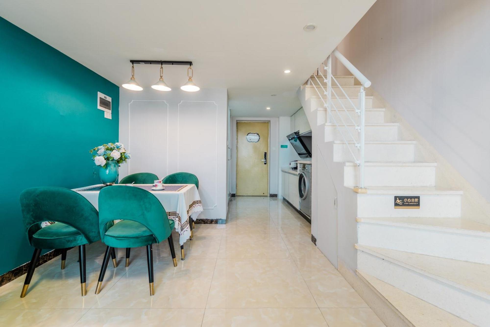 Lavendar Duplex Apartment قوانغتشو المظهر الخارجي الصورة