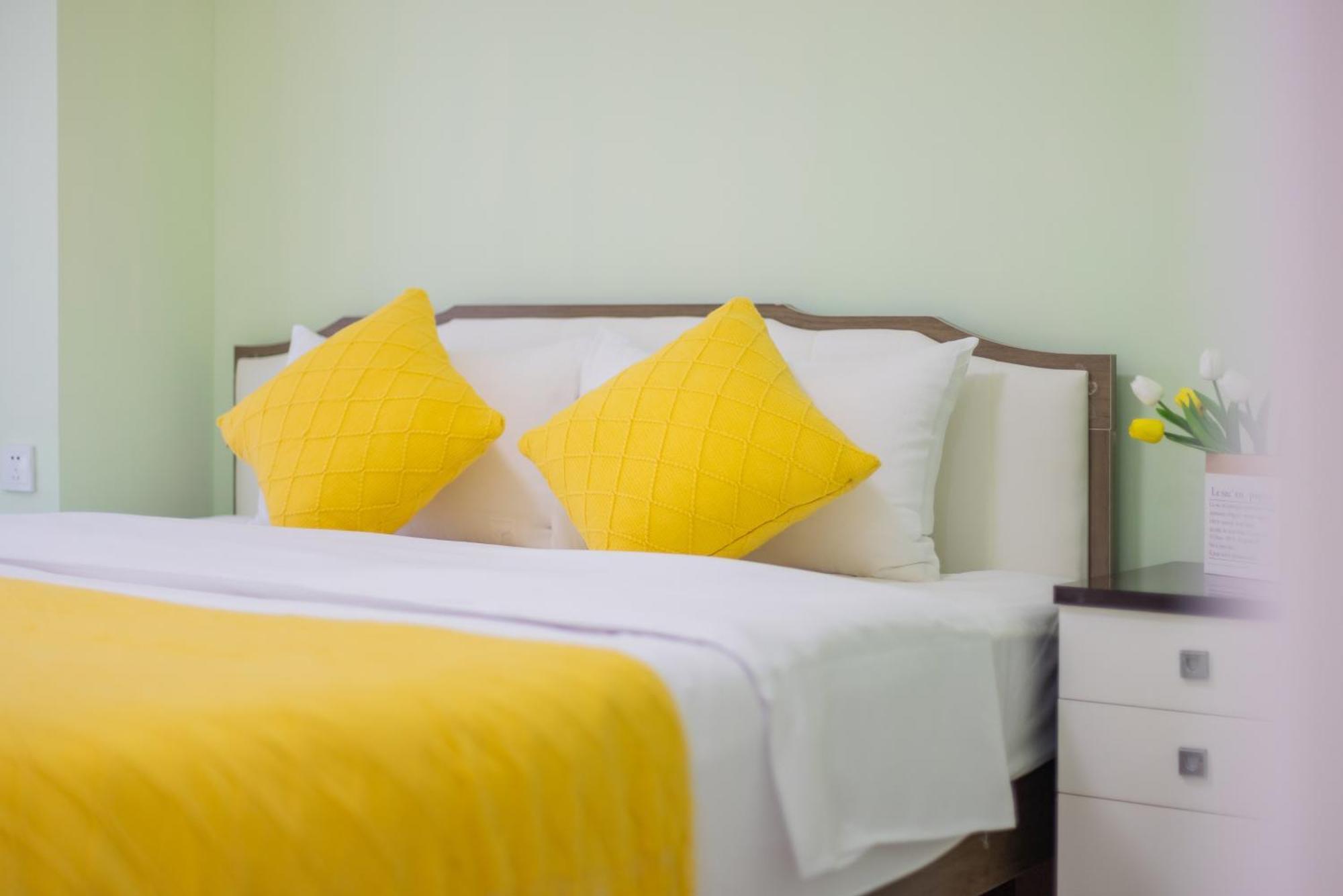 Lavendar Duplex Apartment قوانغتشو المظهر الخارجي الصورة