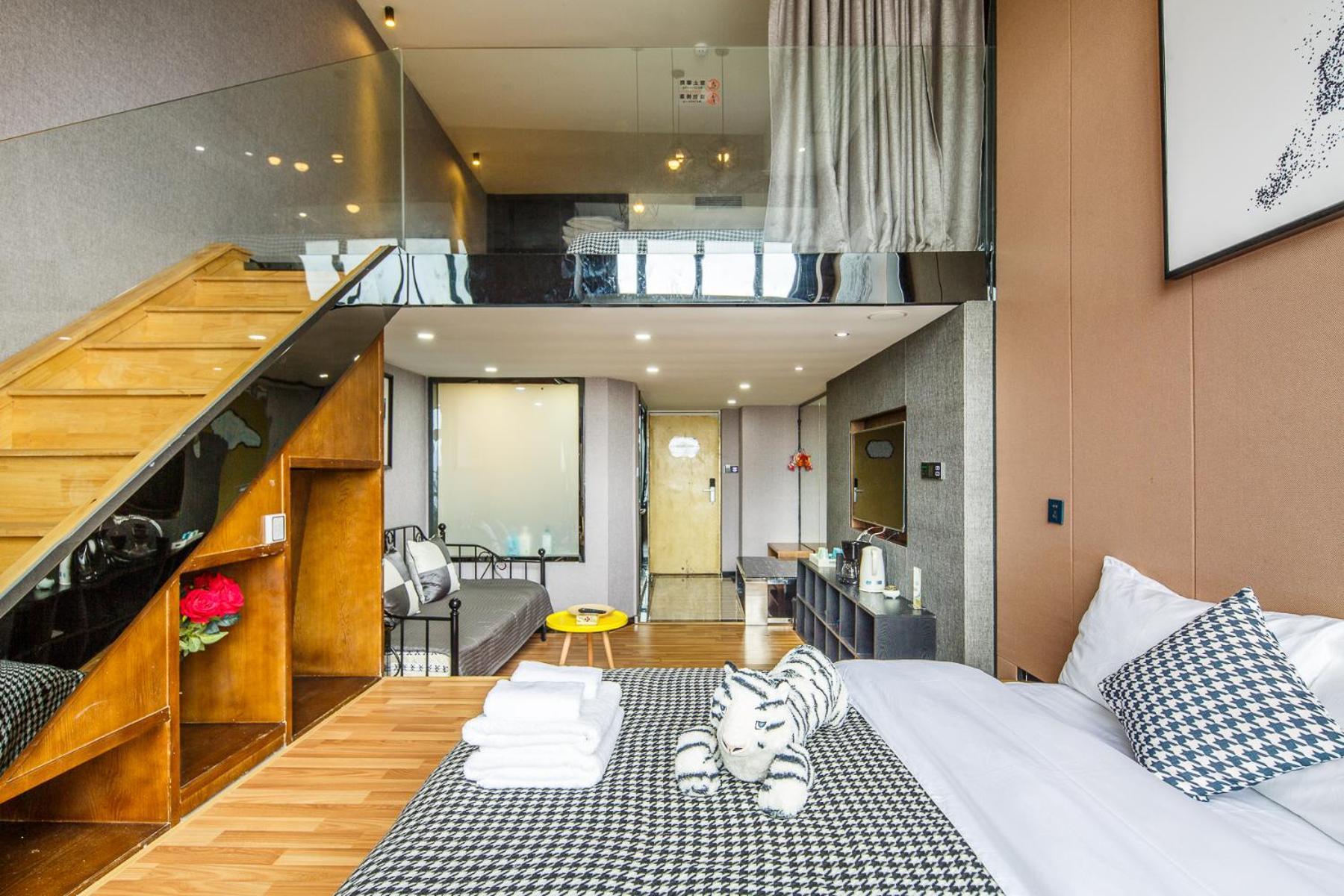 Lavendar Duplex Apartment قوانغتشو المظهر الخارجي الصورة